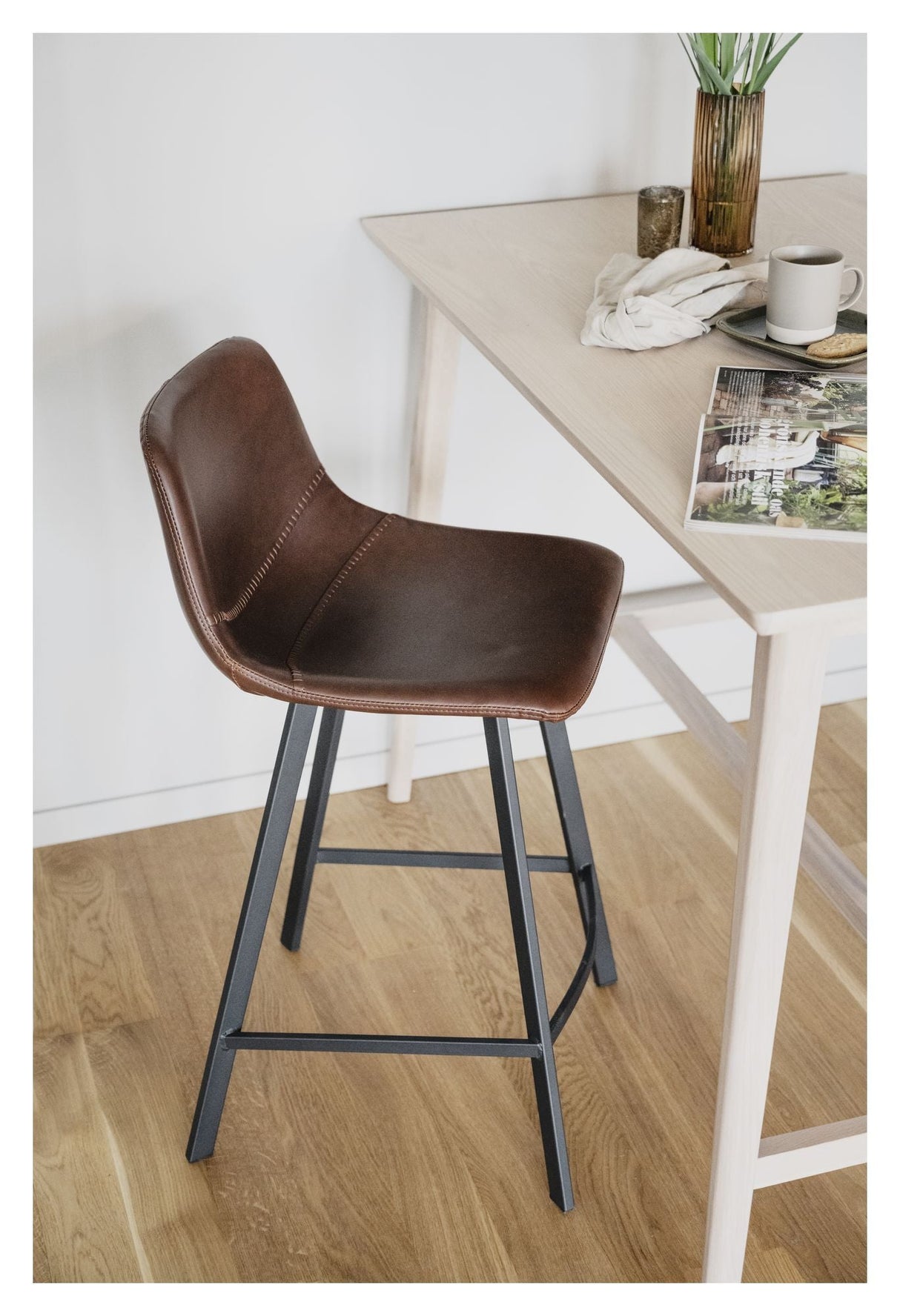 Auburn Barstool, Brown faux leather