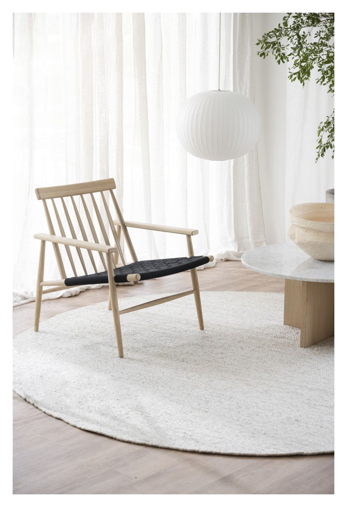 Canwood Lounge Chair - White Pigmented/Black Woven