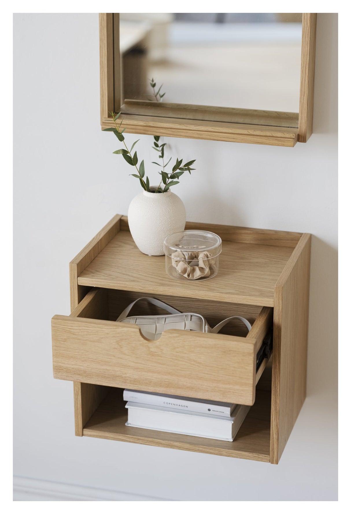 Hillmond, bedside table - oak