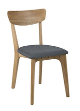 Sedan Dining chair in solid oak, Dark gray seat