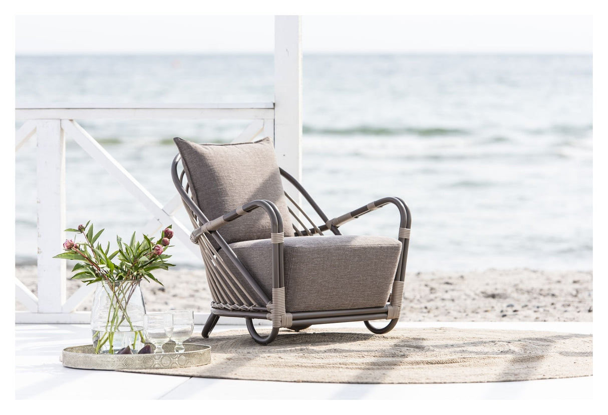 Charlottenborg Exterior Lounge Chair Frame, Moccachino