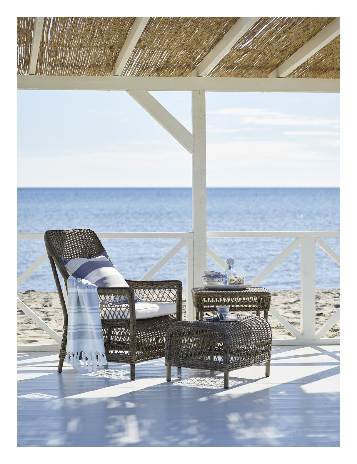 Dawn Exterior Wicker Chair, Antique Gray