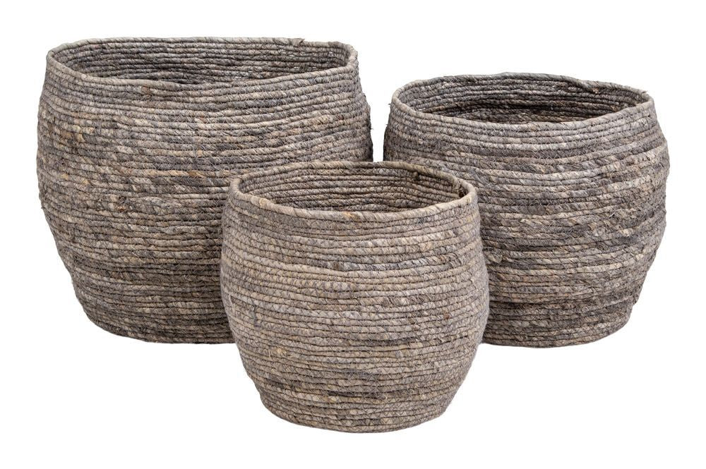 Tivoli Basket, 3 round braid baskets in corn leaves