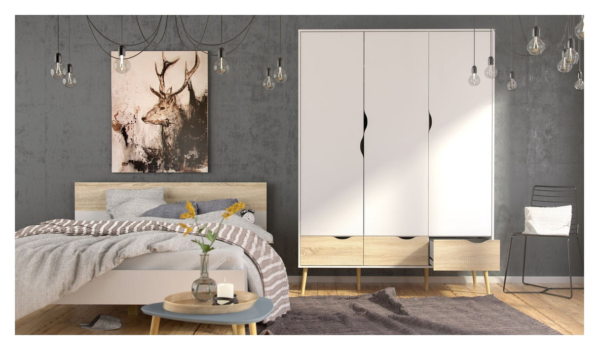 Delta Wardrobe w. 3 doors, White w. Oak structure foil