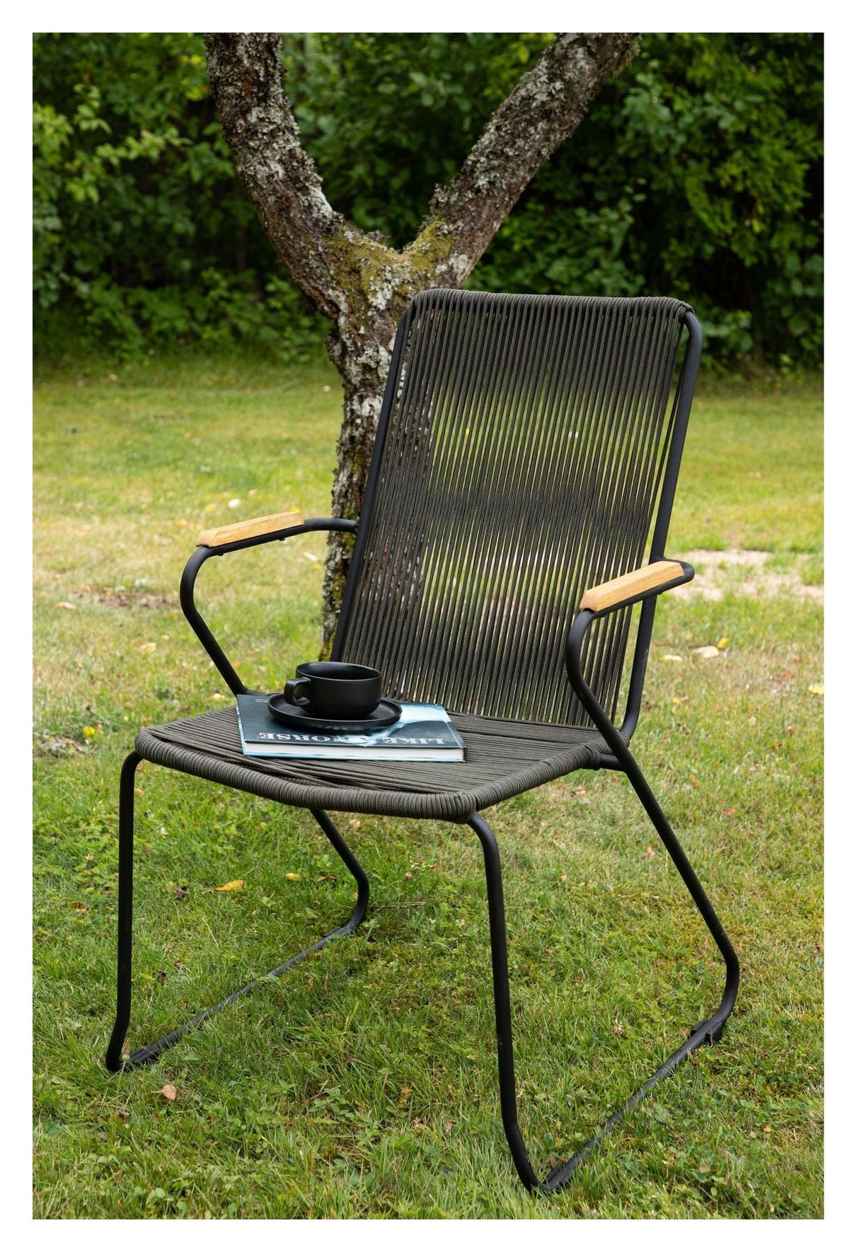 Bois Garden Chair, Black / Dark Gray Rope