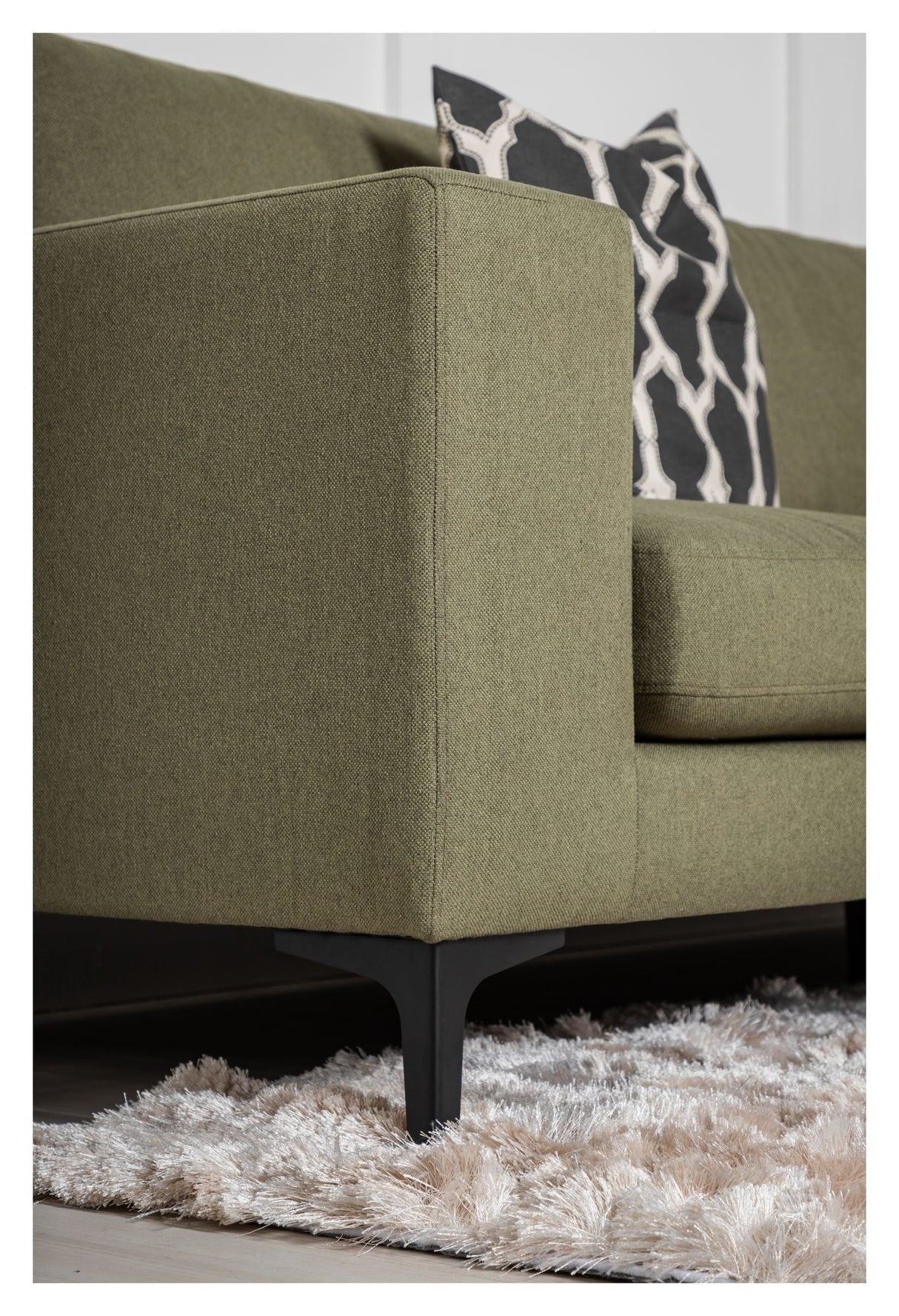 Bolero 3-pers. Sofa, Dusty Green Fabric with black legs