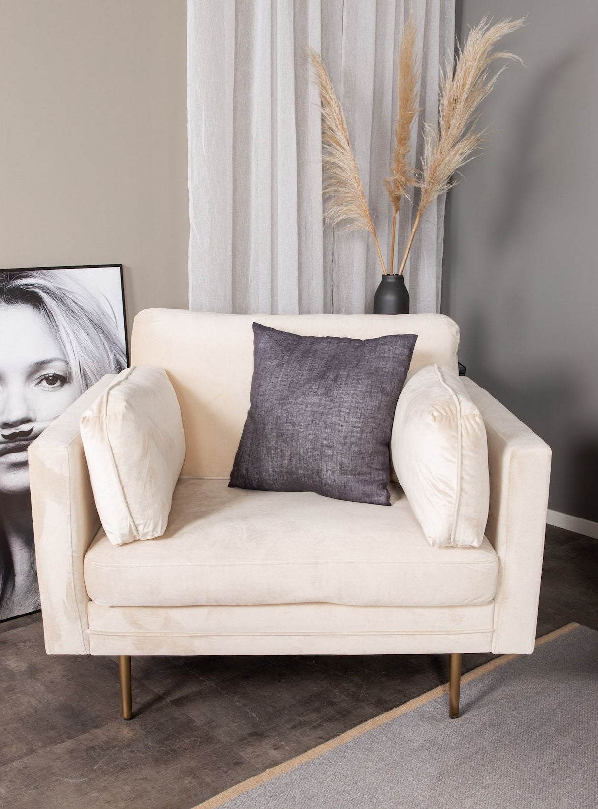 Boom armchair, cream velour