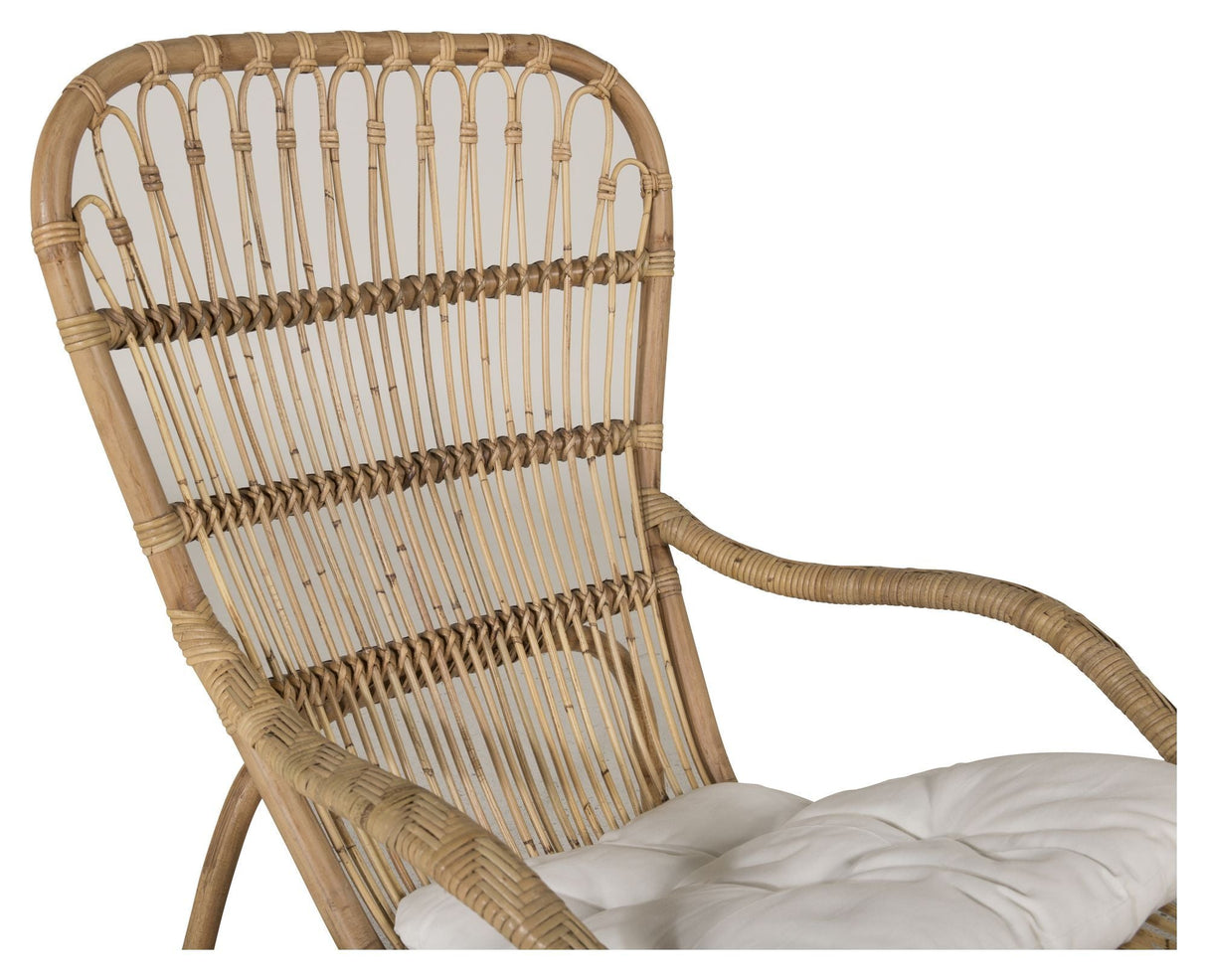 Ella Lounge Chair, Rattan with off-white cushion incl. Footstool