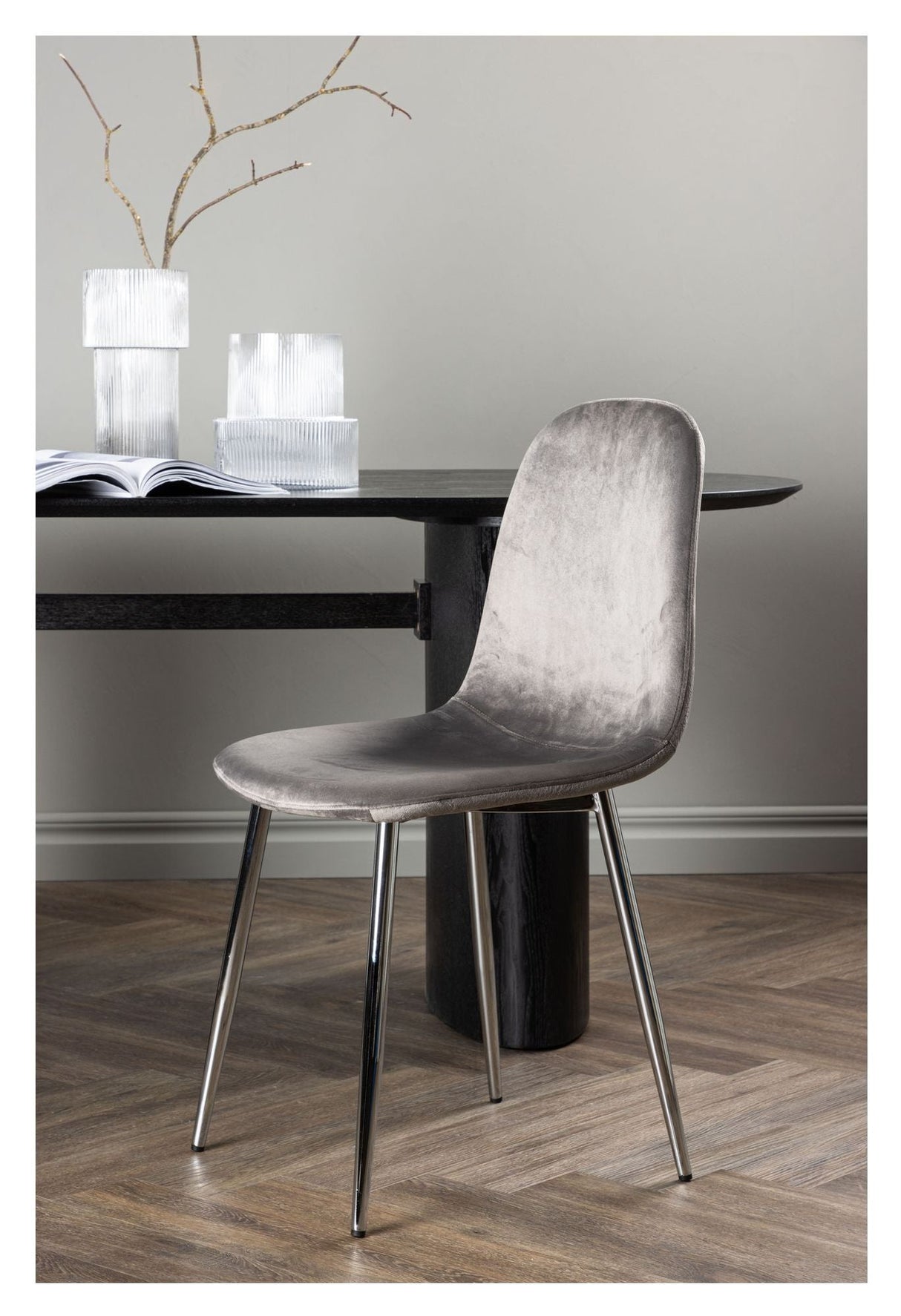 Eva Dining chair, light gray velvet