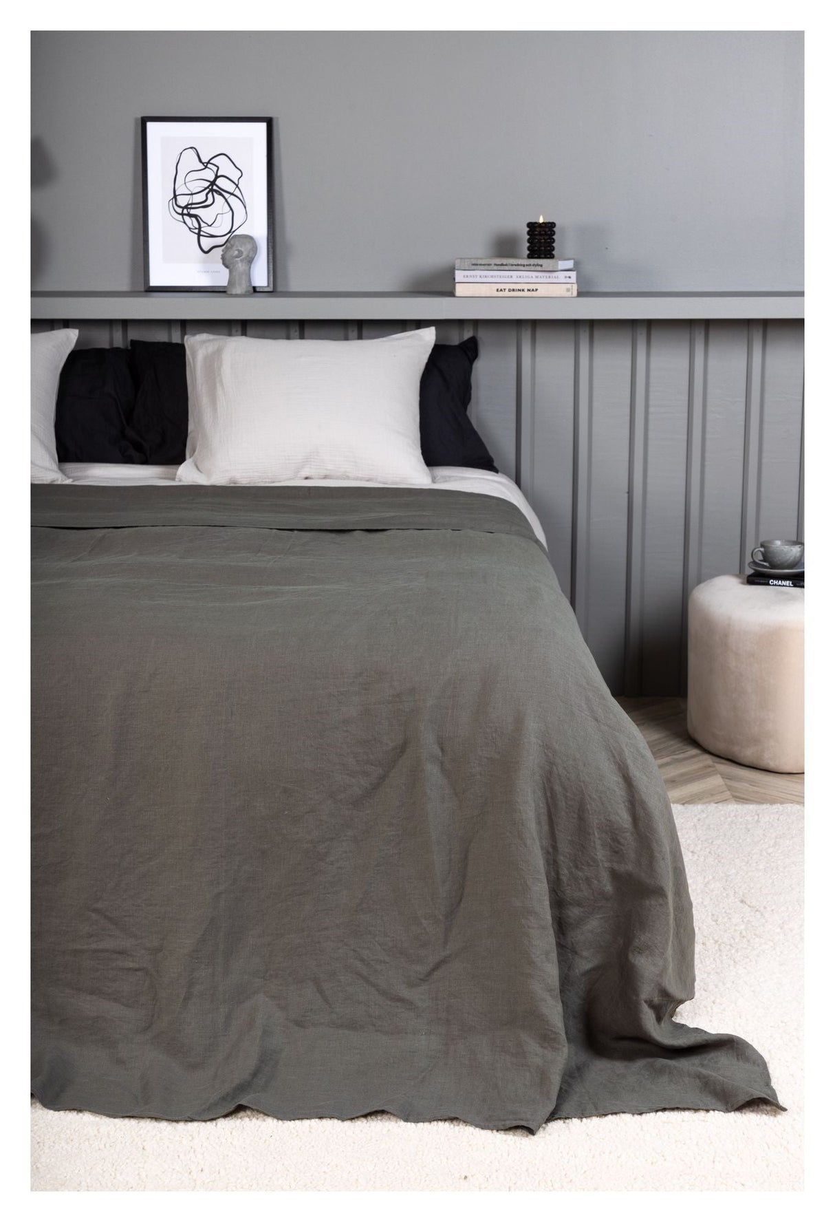 Milo Bedspread 150x250 - Light gray