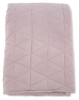 Nilla Bedspread 150x250 - Pink