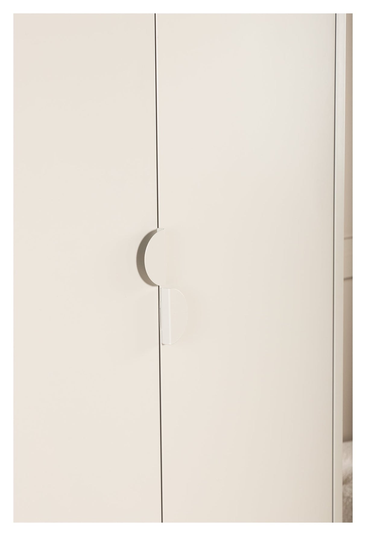 Piring Wardrobe - Beige