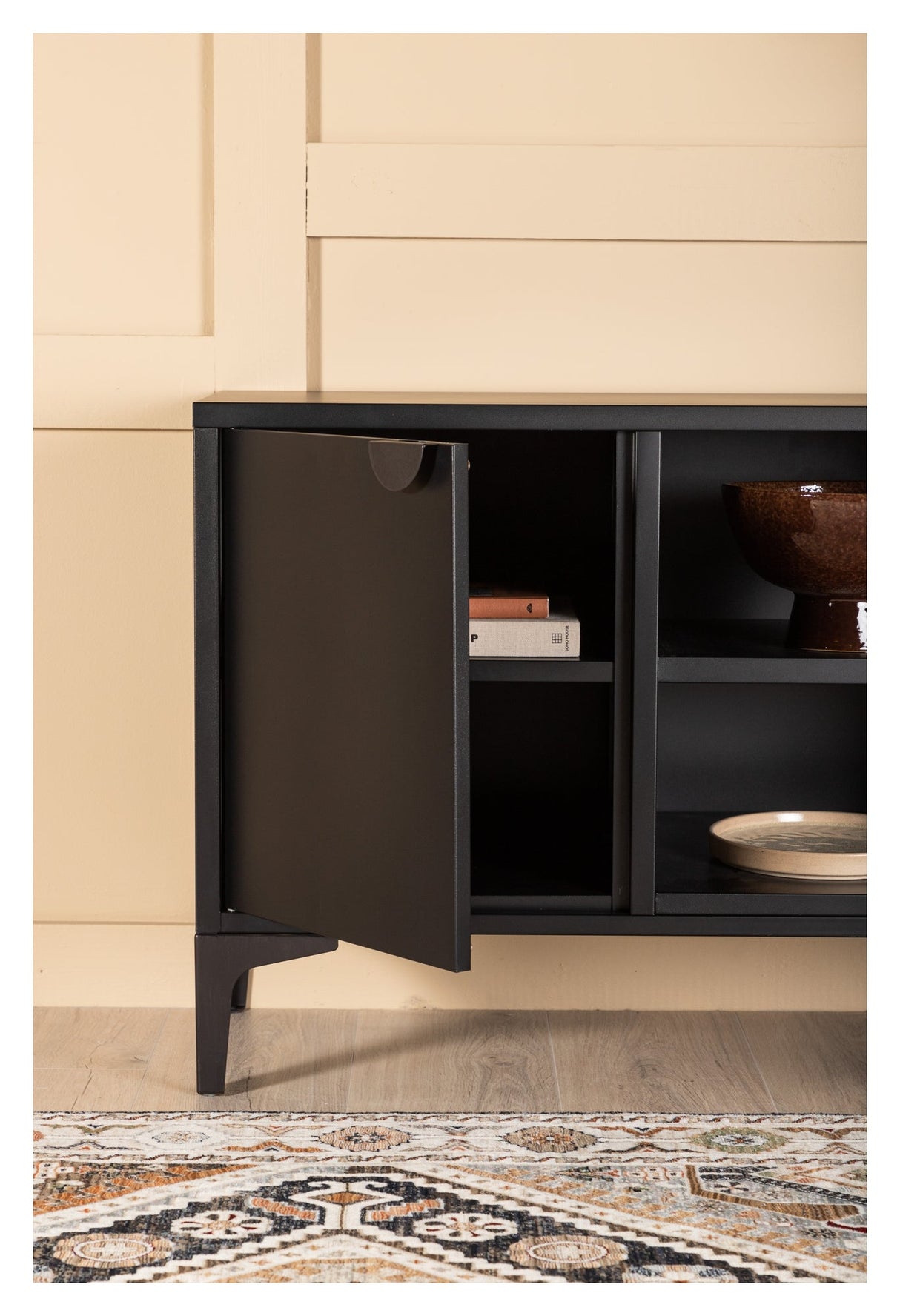 Piring TV Table - Black