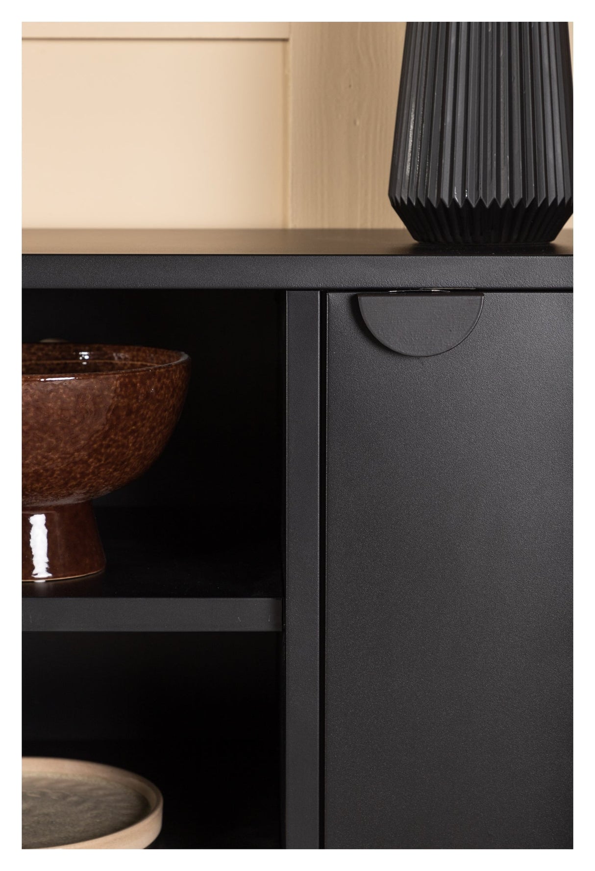 Piring TV Table - Black