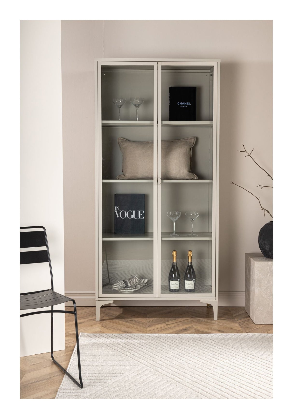 Piring Vitrine Cabinet - Beige