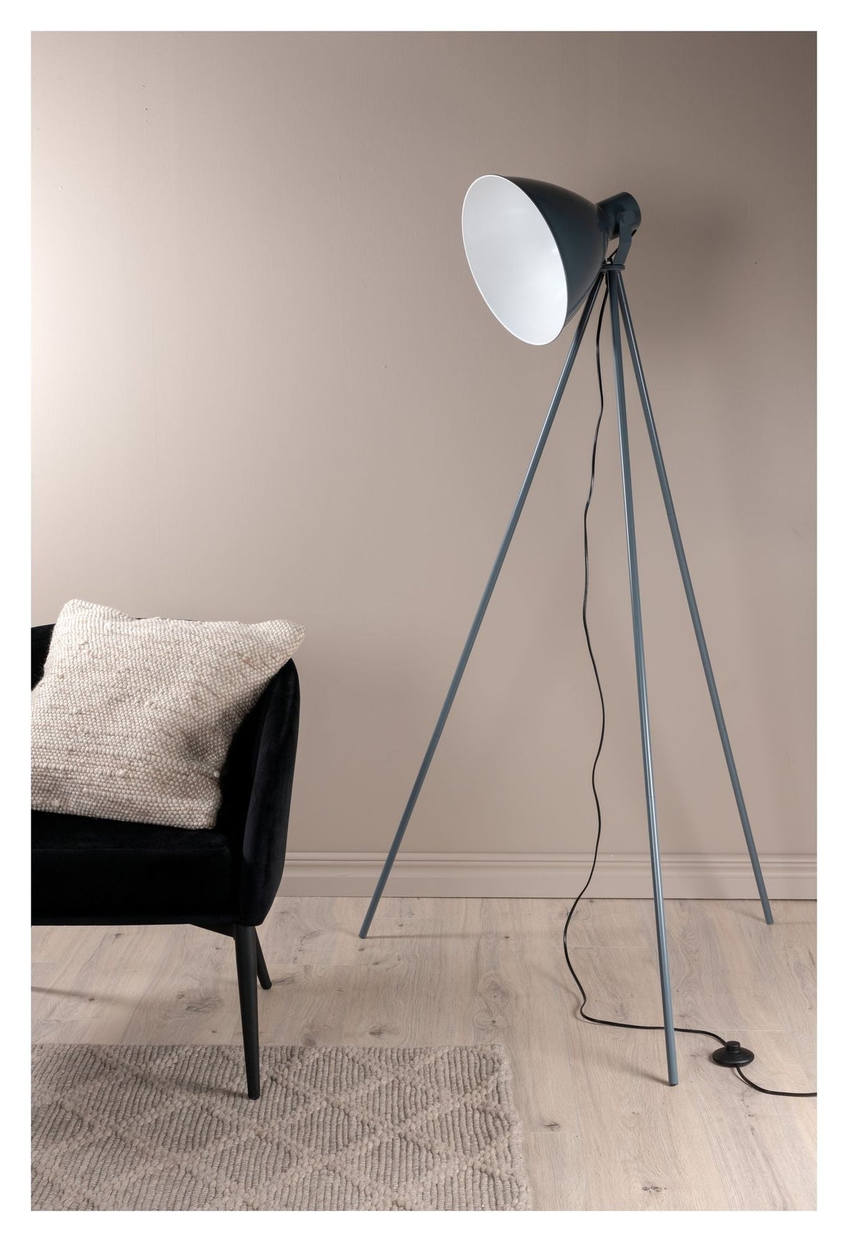 Tiv Floor Lamp, Green