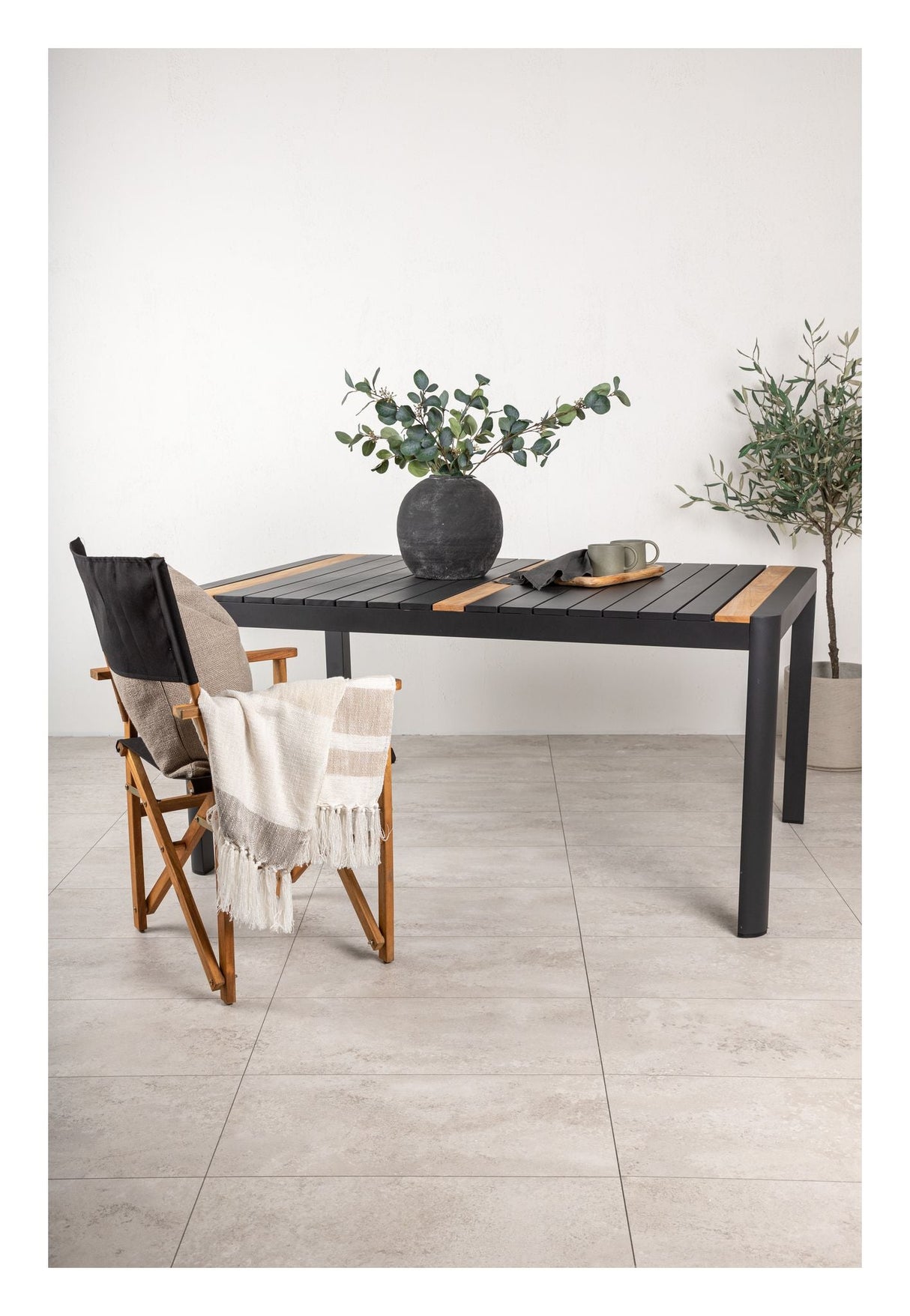 Togo Garden Table - Black/Teak