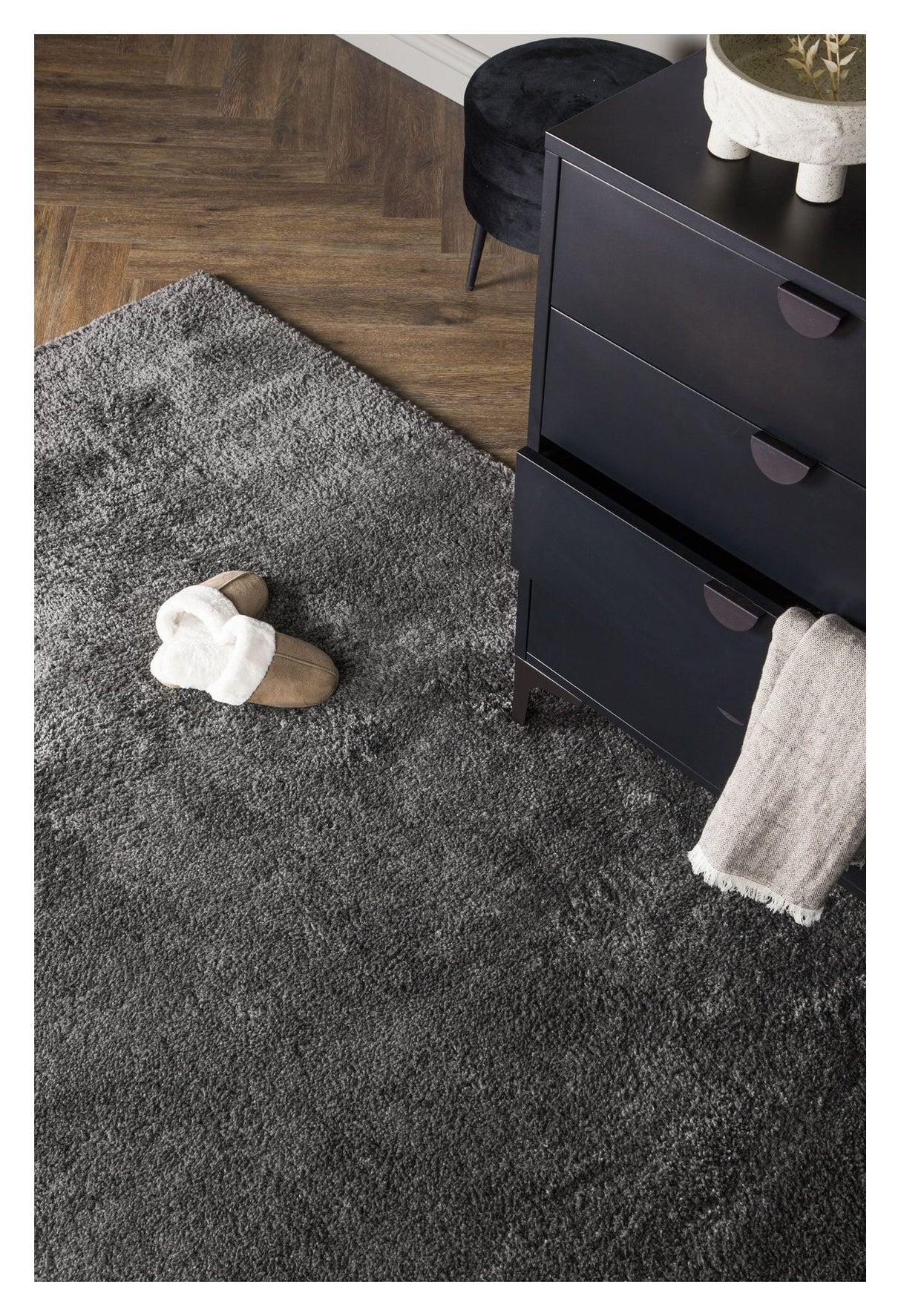 Walter Rug 230x160 - Dark gray