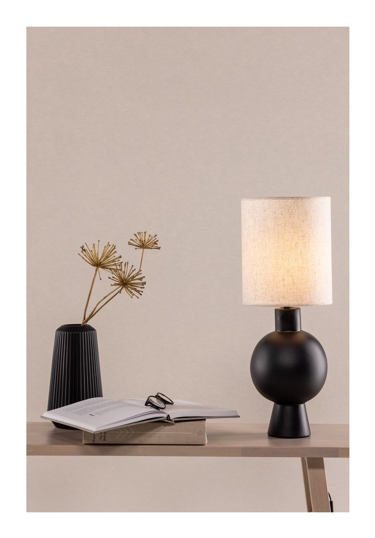 Mysterna Table Lamp, Concrete, Black