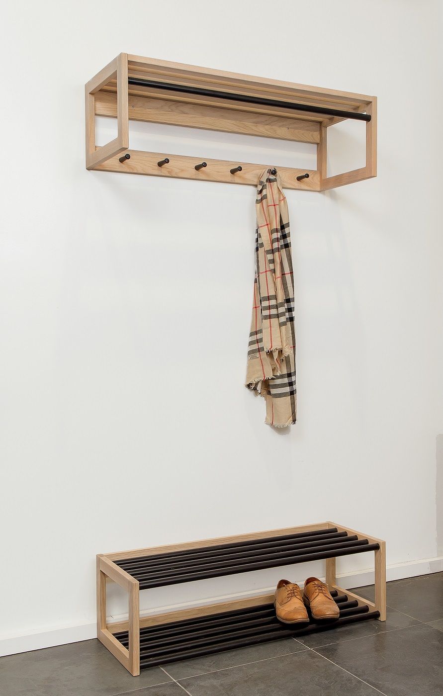 Woodman - Slussen Shoe shelf with steel pipes - Oak