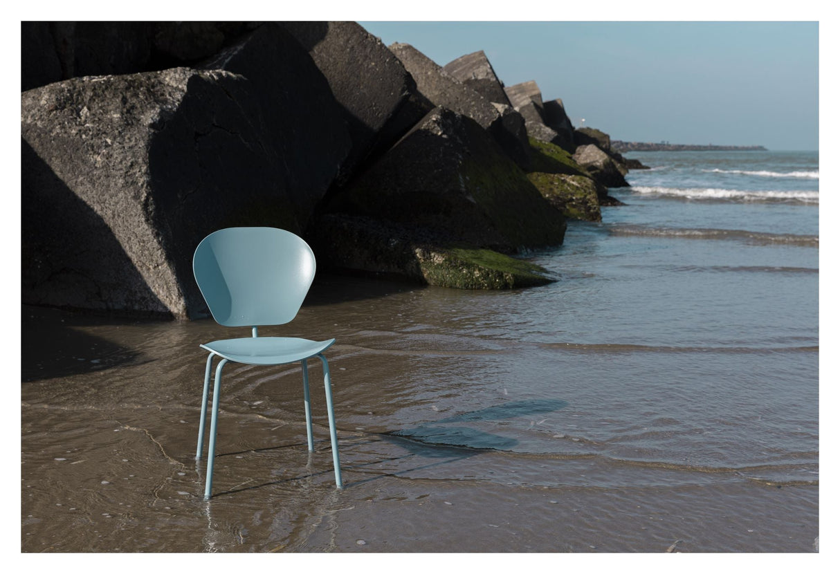 The Ocean Dining chair, Ocean Blue recycled plastic